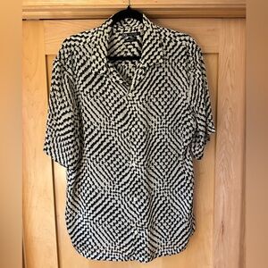 Zara Men’s Black and Tan Geometric Patterned Shirt
